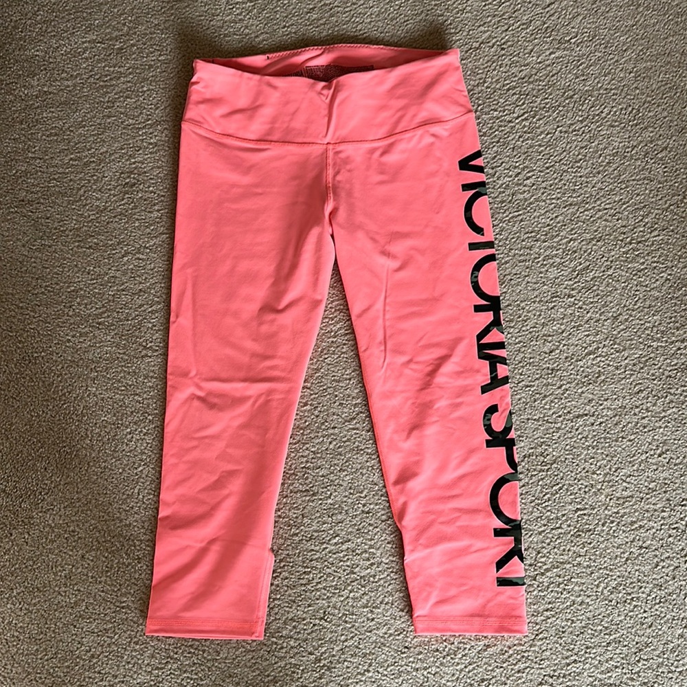 Victoria’s Secret Sport Crop Leggings - Size L